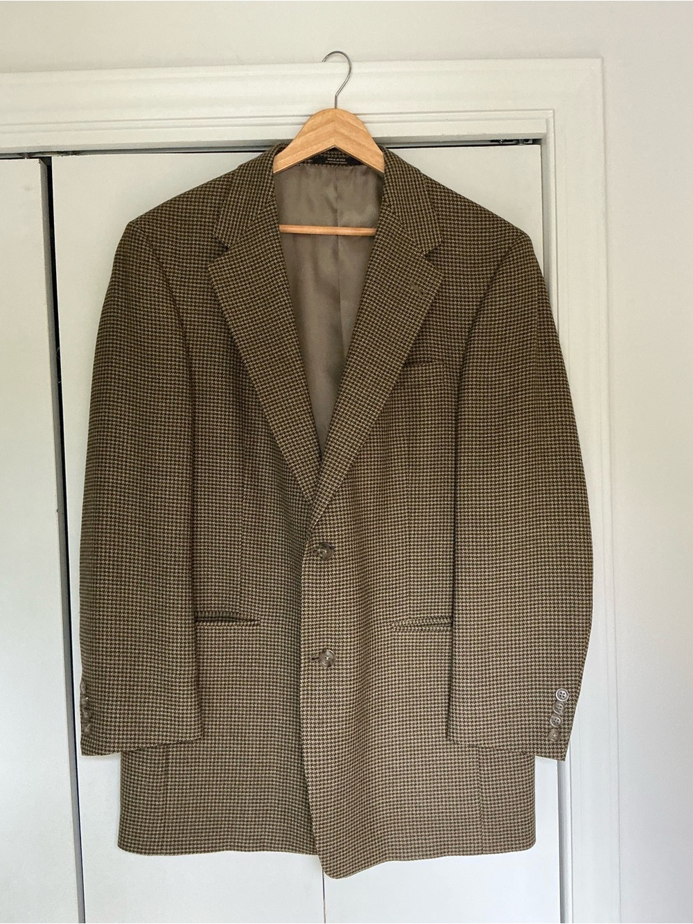 40R Hart Schaffner Marx Dillard’s Brown Houndstooth Sport Coat
